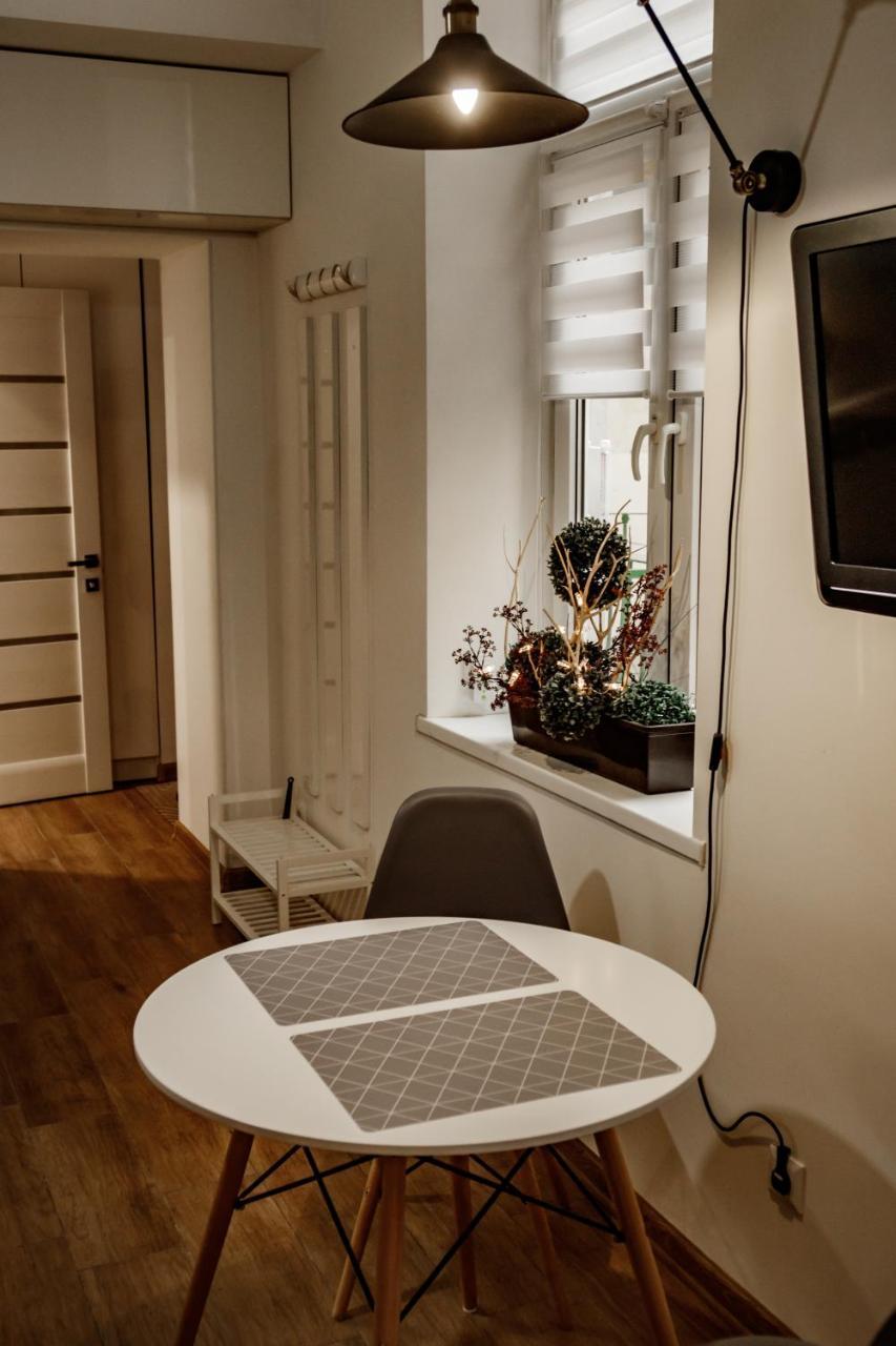 Loft Apartment Lviv Exterior photo